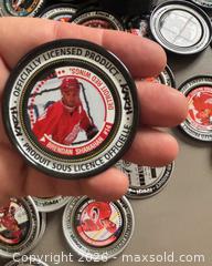 MaxSold Auction: Giant Lot of 210 x 1997-98 Katch NHL Metal Medallion Coins  - Ottawa (Ontario, Canada) SELLER MANAGED Downsizing Online Auction - Sandy Forest Place