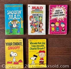 MaxSold Auction: Lot of 14 Humour Paperback Books w / Charlie Brown, Mad, Richie Rich +  - Ottawa (Ontario, Canada) SELLER MANAGED Downsizing Online Auction - Sandy Forest Place
