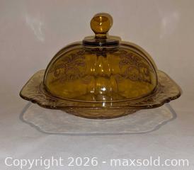 MaxSold Auction: Amber Pressed Glass Covered Butter Dish, Madrid Pattern by Federal Glass - Newport (Pennsylvania, USA) SELLER MANAGED Downsizing Online Auction - North 5th Street