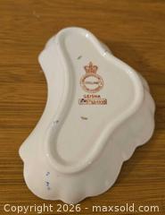 MaxSold Auction: John Maddock & Sons Geisha Pattern Bone Dish, Gilt Trim - Newport (Pennsylvania, USA) SELLER MANAGED Downsizing Online Auction - North 5th Street