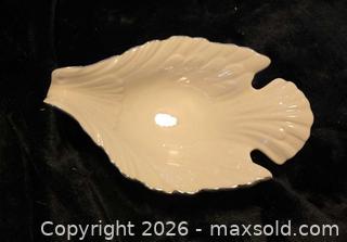 MaxSold Auction: Lenox White Porcelain Decorative Candy/Nut Dish - Newport (Pennsylvania, USA) SELLER MANAGED Downsizing Online Auction - North 5th Street