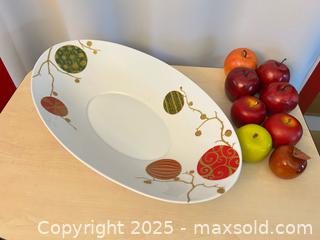 MaxSold Auction: Porcelain Portuguese Centrepiece Bowl with Faux Apples - London (Ontario, Canada) PARTNER MANAGED Downsizing Online Auction - Trillium Cresent