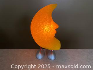 MaxSold Auction: Whimsical Light-Up Crescent Moon Figure - London (Ontario, Canada) PARTNER MANAGED Downsizing Online Auction - Trillium Cresent