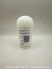 MaxSold Auction: 2 Pieces Nivea Anti-Perspirant 2 Pieces Beloved Watermelon Mint Mojito Bath Bombs - Norfolk (Ontario, Canada) SELLER MANAGED Commercial Liquidation Online Auction - Robinson Street