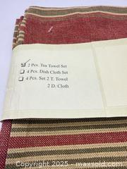 MaxSold Auction: 2 Sets of 4 Pieces Alkaso Gourmet Kitchen Tea Towels - Norfolk (Ontario, Canada) SELLER MANAGED Commercial Liquidation Online Auction - Robinson Street