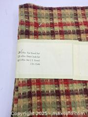 MaxSold Auction: 2 Sets Of 4 Pieces Alkaso Gourmet Kitchen Tea Towels - Norfolk (Ontario, Canada) SELLER MANAGED Commercial Liquidation Online Auction - Robinson Street