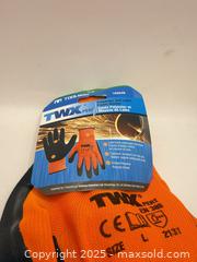 MaxSold Auction: 3 Pairs Toolway Polyester And Latex Foam Gloves- Large - Norfolk (Ontario, Canada) SELLER MANAGED Commercial Liquidation Online Auction - Robinson Street