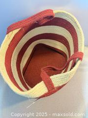 MaxSold Auction: Alkaso 100% Natural Fiber Jute Basket - Norfolk (Ontario, Canada) SELLER MANAGED Commercial Liquidation Online Auction - Robinson Street