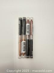 MaxSold Auction: Assorted Makeup Lot 7 Pieces  - Norfolk (Ontario, Canada) SELLER MANAGED Commercial Liquidation Online Auction - Robinson Street