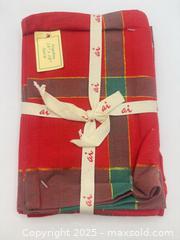 MaxSold Auction: Christmas Napkins 2 Pieces Set Of 4 - Norfolk (Ontario, Canada) SELLER MANAGED Commercial Liquidation Online Auction - Robinson Street