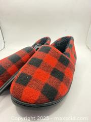 MaxSold Auction: Kids Slippers Size 13-1 2 Pairs  - Norfolk (Ontario, Canada) SELLER MANAGED Commercial Liquidation Online Auction - Robinson Street
