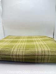 MaxSold Auction: Maryland Green Dark Throw Blanket - Norfolk (Ontario, Canada) SELLER MANAGED Commercial Liquidation Online Auction - Robinson Street
