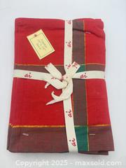 MaxSold Auction: Plaid Christmas Napkins 2 Pieces Set of 4 - Norfolk (Ontario, Canada) SELLER MANAGED Commercial Liquidation Online Auction - Robinson Street