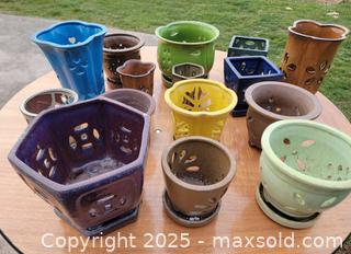 MaxSold Auction: Large Lot of Decorative Ceramic Flower Pots  - East Cocalico Township (Pennsylvania, USA) SELLER MANAGED Downsizing Online Auction - Stevens Road