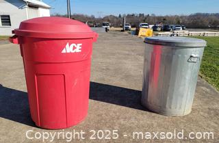MaxSold Auction: Rubbermaid 33 Gallon Lidded Trashcan &#38; Metal Trashcan  - East Cocalico Township (Pennsylvania, USA) SELLER MANAGED Downsizing Online Auction - Stevens Road