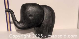 MaxSold Auction: Dark grey Ceramic Decorative Figurine Elephant (About 8in x 11in) - Kingston (Ontario, Canada) SELLER MANAGED Downsizing Online Auction -  Sydenham Street