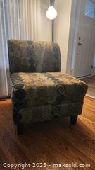 MaxSold Auction: Coffee / Slipper Accent Chair - Oakville (Ontario, Canada) SELLER MANAGED Charity/Fundraising Online Auction - Wakehurst Crescent