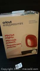 MaxSold Auction: Cricut easypress mini compact heat press - Oakville (Ontario, Canada) SELLER MANAGED Charity/Fundraising Online Auction - Wakehurst Crescent