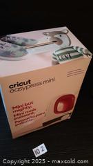 MaxSold Auction: Cricut easypress mini compact heat press - Oakville (Ontario, Canada) SELLER MANAGED Charity/Fundraising Online Auction - Wakehurst Crescent