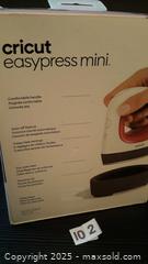 MaxSold Auction: Cricut easypress mini compact heat press - Oakville (Ontario, Canada) SELLER MANAGED Charity/Fundraising Online Auction - Wakehurst Crescent