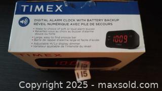MaxSold Auction: Digital alarm clock with battery backup by Timex - Oakville (Ontario, Canada) SELLER MANAGED Charity/Fundraising Online Auction - Wakehurst Crescent