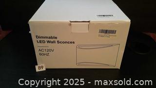 MaxSold Auction: Dimmable LED Wall Sconces - Oakville (Ontario, Canada) SELLER MANAGED Charity/Fundraising Online Auction - Wakehurst Crescent