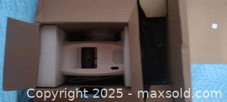 MaxSold Auction: Full HD Projector by RCA. - Oakville (Ontario, Canada) SELLER MANAGED Charity/Fundraising Online Auction - Wakehurst Crescent