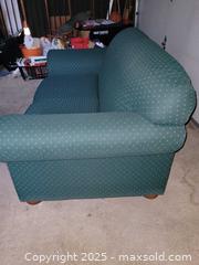 MaxSold Auction: Green & Spotted Love Seat - Oakville (Ontario, Canada) SELLER MANAGED Charity/Fundraising Online Auction - Wakehurst Crescent