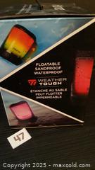 MaxSold Auction: iHome waterproof portable speaker. - Oakville (Ontario, Canada) SELLER MANAGED Charity/Fundraising Online Auction - Wakehurst Crescent