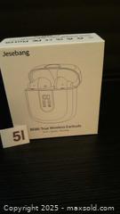 MaxSold Auction: Jess Bang BD86 true wireless earbuds. - Oakville (Ontario, Canada) SELLER MANAGED Charity/Fundraising Online Auction - Wakehurst Crescent
