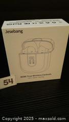 MaxSold Auction: Jess Bang BD86 true wireless earbuds. - Oakville (Ontario, Canada) SELLER MANAGED Charity/Fundraising Online Auction - Wakehurst Crescent