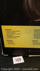 MaxSold Auction: Skullcandy Full Sound Limited Volume Wired Headphones - Oakville (Ontario, Canada) SELLER MANAGED Charity/Fundraising Online Auction - Wakehurst Crescent