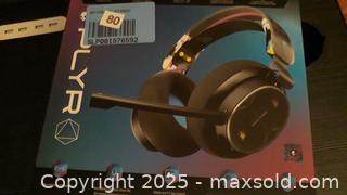MaxSold Auction: Skullcandy PLYR Bluetooth gaming headset - Oakville (Ontario, Canada) SELLER MANAGED Charity/Fundraising Online Auction - Wakehurst Crescent