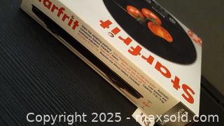 MaxSold Auction: Starfrit kitchen digital scale - Oakville (Ontario, Canada) SELLER MANAGED Charity/Fundraising Online Auction - Wakehurst Crescent