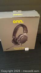 MaxSold Auction: Wired gaming headset by onn - Oakville (Ontario, Canada) SELLER MANAGED Charity/Fundraising Online Auction - Wakehurst Crescent