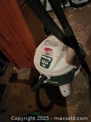 MaxSold Auction: Shop vac - North Dundas (Ontario, Canada) SELLER MANAGED Reseller Online Auction - Morewood Main Street