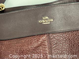 MaxSold Auction: Coach Lexy Shoulder Bag - Campbell (California, USA) PARTNER MANAGED Estate Sale Online Auction - Dell Avenue