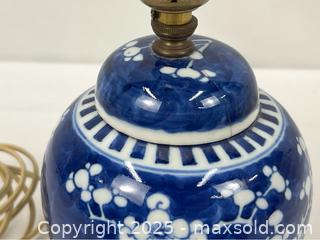 MaxSold Auction: Vintage Blue &#38; White Ginger Jar Lamp - Campbell (California, USA) PARTNER MANAGED Estate Sale Online Auction - Dell Avenue
