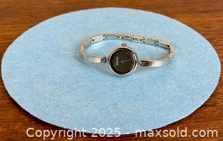 MaxSold Auction: GUCCI Ladies Watch - Hamilton (Ontario, Canada) SELLER MANAGED Estate Sale Online Auction - Gertrude Street