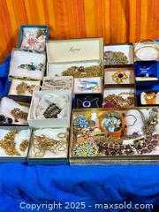 MaxSold Auction: Vintage Estate Jewelry  - Hamilton (Ontario, Canada) SELLER MANAGED Estate Sale Online Auction - Gertrude Street