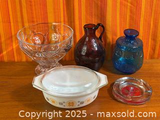 MaxSold Auction: Vintage Pyrex and Other Glass - Hamilton (Ontario, Canada) SELLER MANAGED Estate Sale Online Auction - Gertrude Street