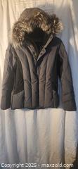 MaxSold Auction: Ladies Down Jacket Head Brand, winter/snow/ski with genuine detachable fur hood trim  - Vaughan (Ontario, Canada) SELLER MANAGED Downsizing Online Auction -  Brickstone Circle