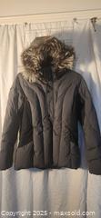 MaxSold Auction: Ladies Down Jacket Head Brand, winter/snow/ski with genuine detachable fur hood trim  - Vaughan (Ontario, Canada) SELLER MANAGED Downsizing Online Auction -  Brickstone Circle