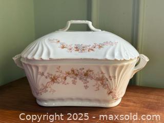 MaxSold Auction: 1880s Haviland Limoges France Lidded Serving Dish - San Francisco (California, USA) SELLER MANAGED Estate Sale Online Auction - Kenwood Way