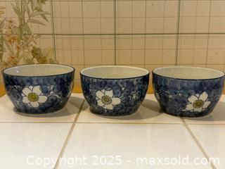 MaxSold Auction: Vintage Floral Deep Bowls Set of 3  - San Francisco (California, USA) SELLER MANAGED Estate Sale Online Auction - Kenwood Way