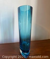MaxSold Auction: Vintage Floral Etched Art Glass Vase - San Francisco (California, USA) SELLER MANAGED Estate Sale Online Auction - Kenwood Way
