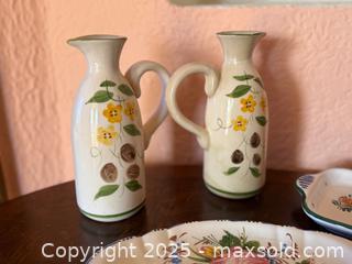 MaxSold Auction: Vintage Floral Oil &#38; Vinegar Jugs &#38; Hand Painted Ceramic Serving Trays - San Francisco (California, USA) SELLER MANAGED Estate Sale Online Auction - Kenwood Way