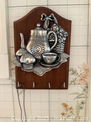 MaxSold Auction: Vintage Mid Century Kitchen Hanger Sunflower Flowers  - San Francisco (California, USA) SELLER MANAGED Estate Sale Online Auction - Kenwood Way