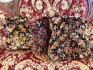 MaxSold Auction: Vintage Persian Style Rug Cushion Cover Set of 4  - San Francisco (California, USA) SELLER MANAGED Estate Sale Online Auction - Kenwood Way