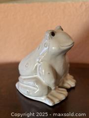 MaxSold Auction: Vintage White Ceramic Frog - San Francisco (California, USA) SELLER MANAGED Estate Sale Online Auction - Kenwood Way